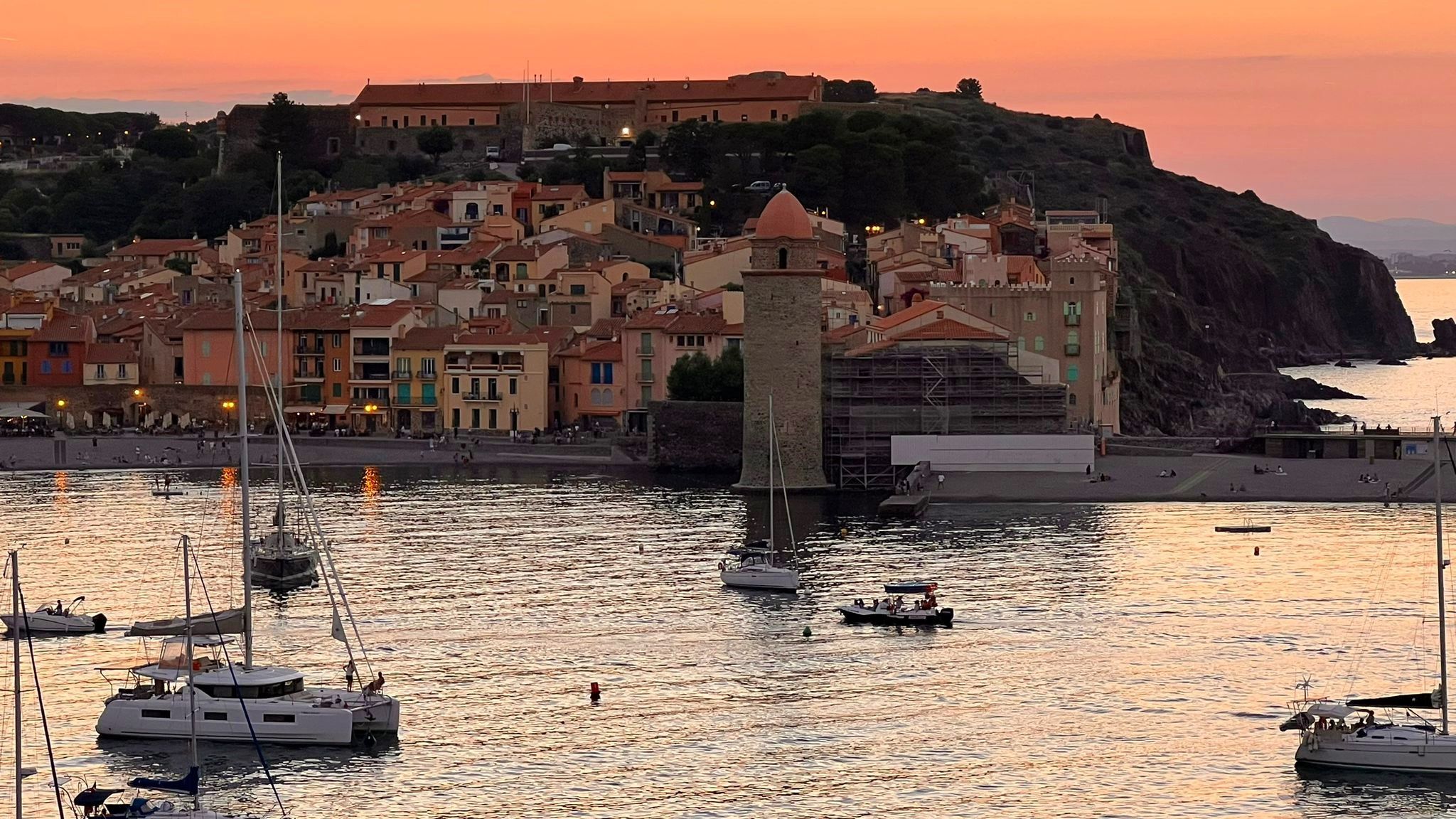 promenade en mer - collioure - coucher de soleil - bateau