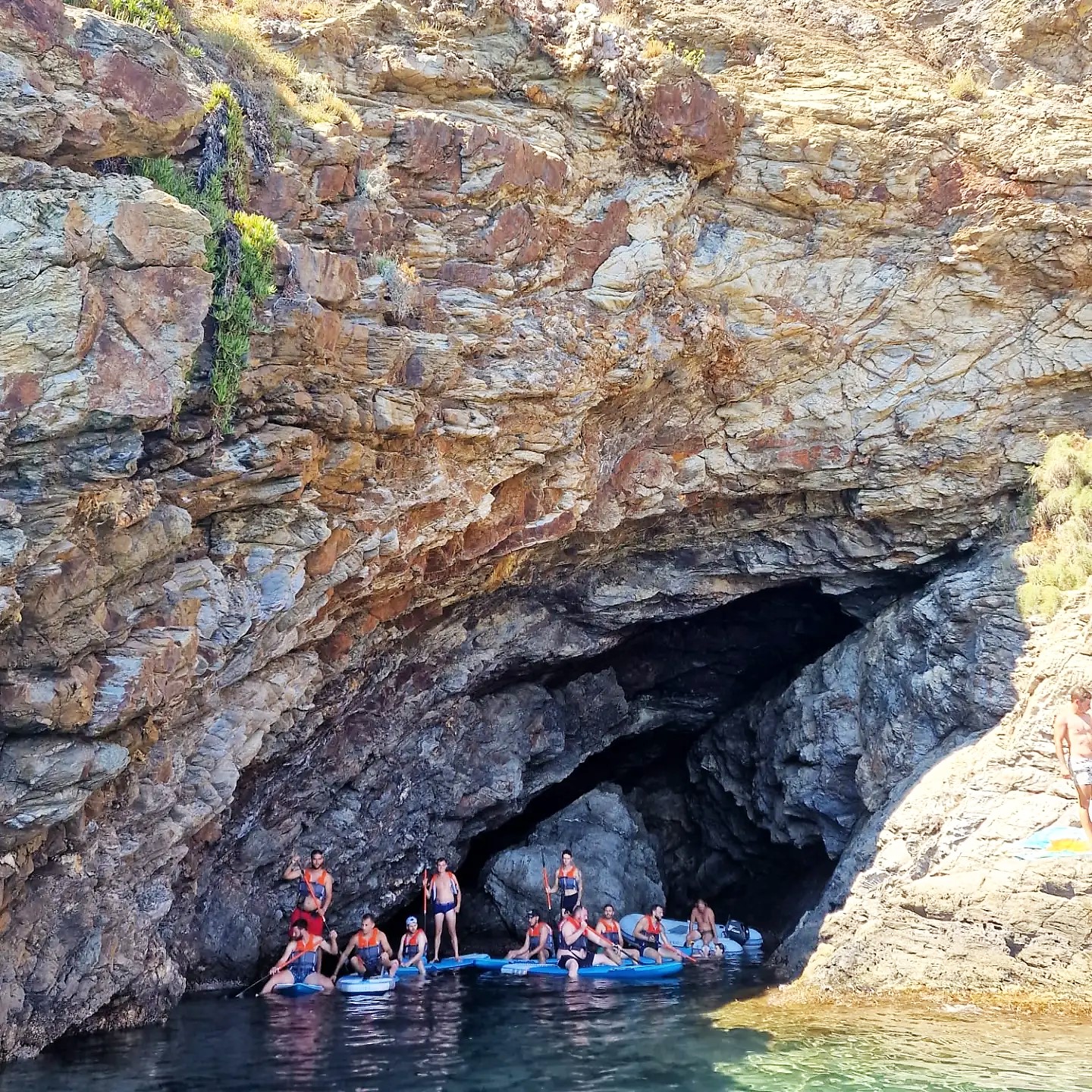 bleu loisirs - evg - evjf- team building - séminaires - stand up paddle - balade en mer - pyrénées orientales - paulilles - bleu loisirs